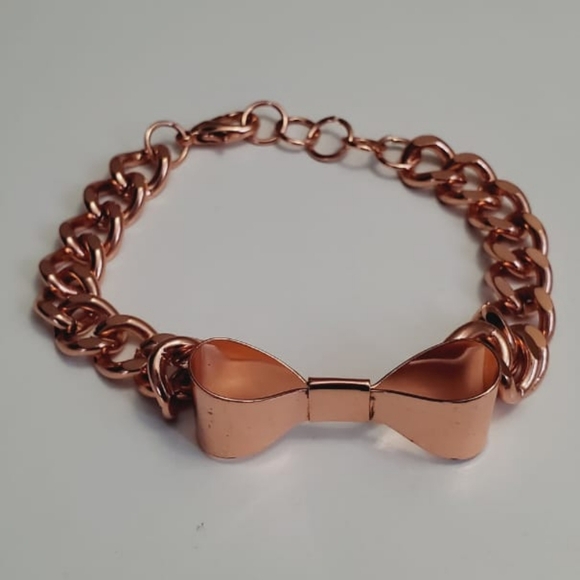 Pandora Women's RoseGold Tone Bowknot Bracelet. - Picture 3 of 6